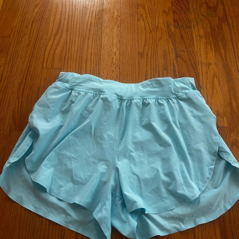 lululemon fast and free 3”- size 10 (icing blue)